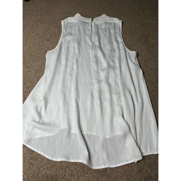Women’s 2XL Mossimo White Flowy Dressy Tank Top High Neck - Picture 4 of 4